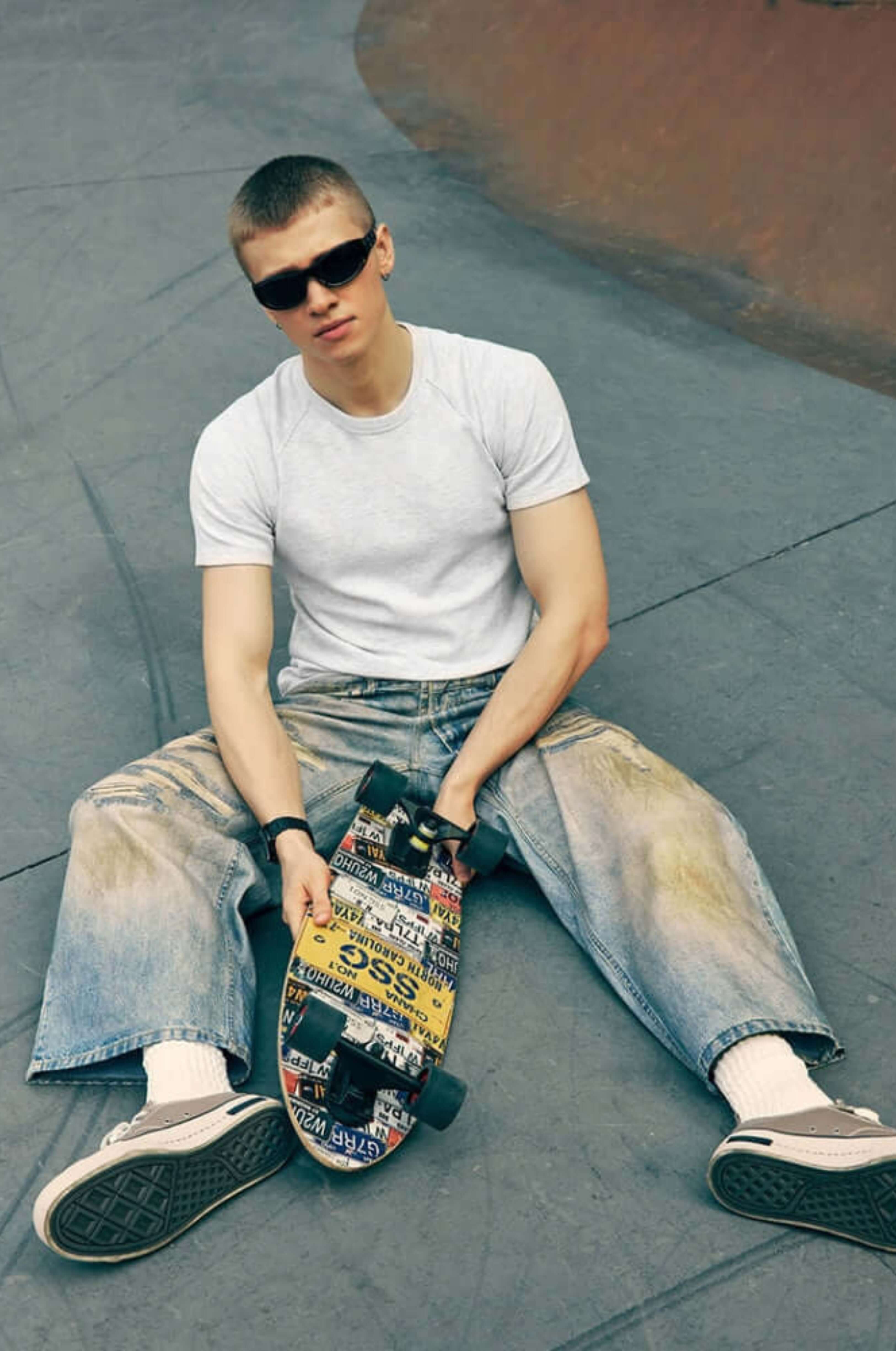 Basic-T-Shirt mit altem Geld