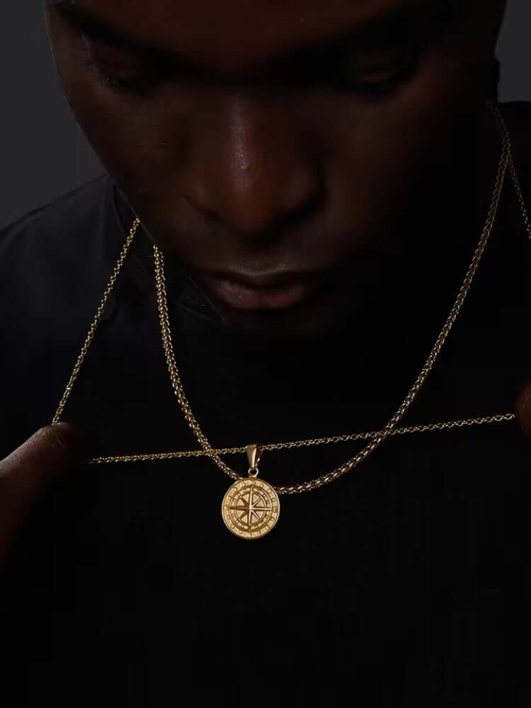 Kompass-Halskette