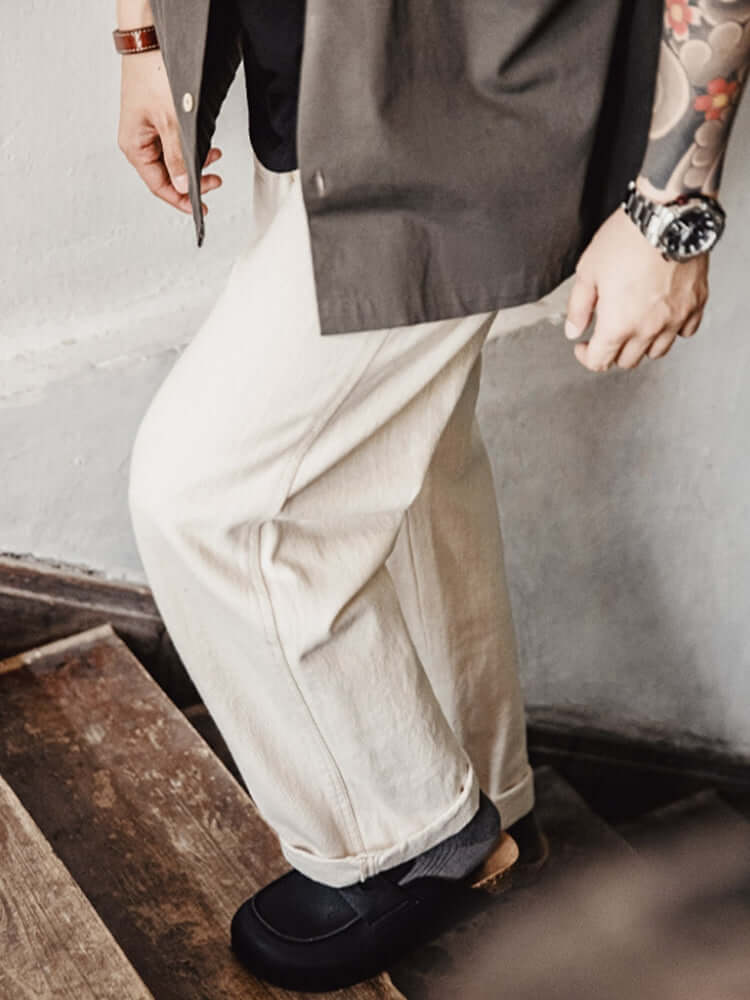 Schwarze Pantoletten von Caen